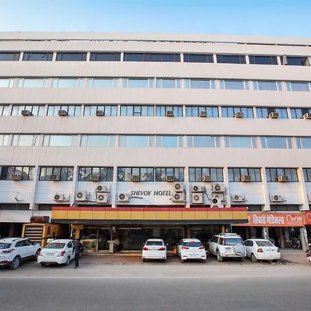 Shivoy Hotel Gorakhpur Eksteriør bilde